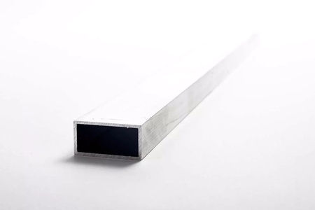 Rura prostokątna aluminiowa 30x18x1,0mm 1mb PA38