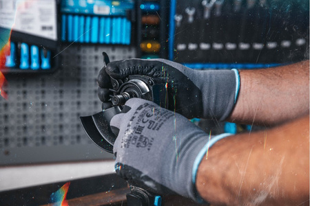 Hogert akumulatorowa szlifierka kątowa 125mm 18mm bezszczotkowa z włącznikiem łopatkowym HT2E251-B24AG