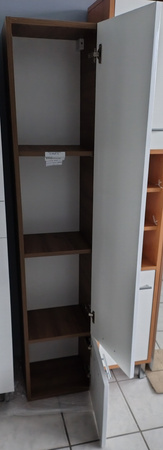 Słupek łazienkowy wiszący