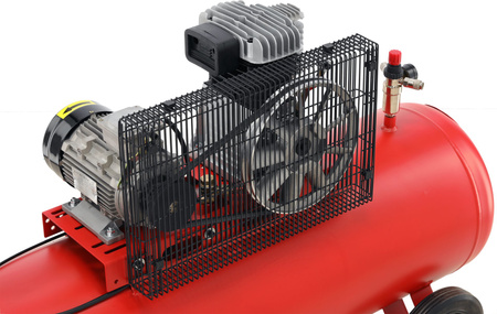 Yato kompresor olejowy 200l 400V YT-23321