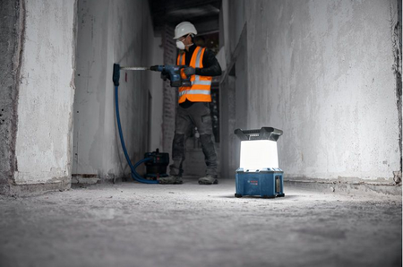 Bosch akumulatorowa lampa budowlana GLA 18VH-7500 Professional 06014A5000