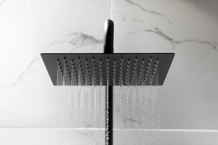 KFA Armatura deszczownia Logon Premium Black z baterią termostatyczną 5746-920-81