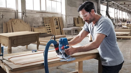 Bosch frezarka górnowrzecionowa GOF 130 06016B7000