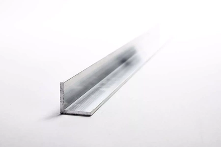 Kątownik aluminiowy 60x60x3,0mm 1mb PA38